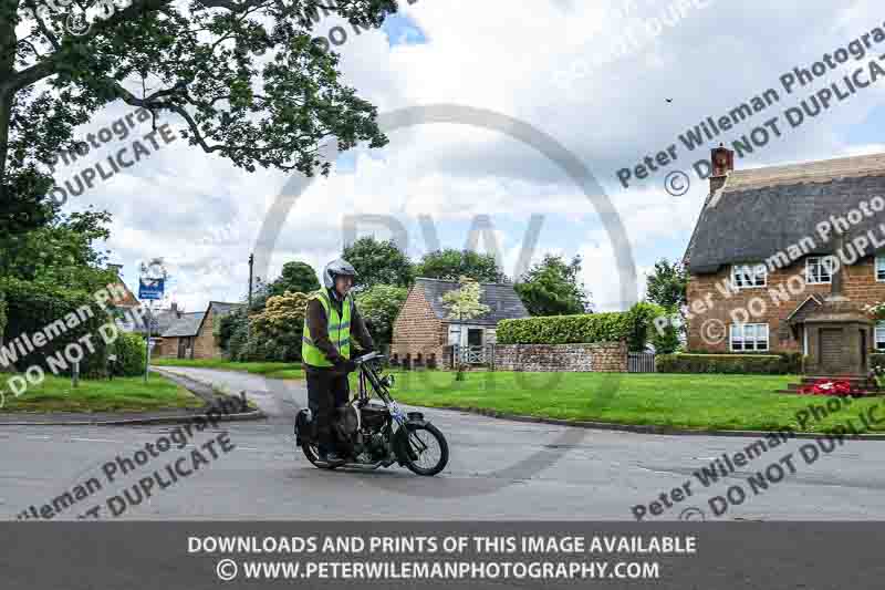 Vintage motorcycle club;eventdigitalimages;no limits trackdays;peter wileman photography;vintage motocycles;vmcc banbury run photographs